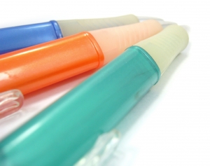 ballpens, Verde, naranja - High quality royalty free images resources for commercial and personal uses. No payment, No sign up.